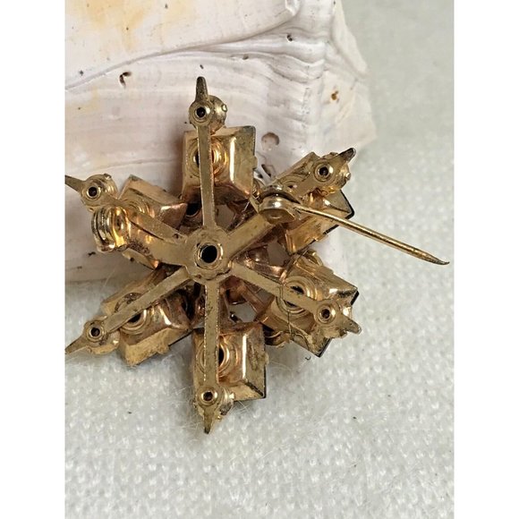 Vintage Gold Tone Brooch with Purple and Clear CZs - Picture 6 of 6